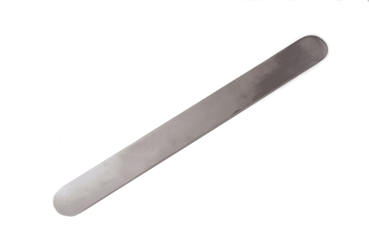 Ribbon Retractor, Hollow Grip Handle, Malleable Blade 13" (33.0 Cm), Overall Length 18" (45.7 Cm), 1 1/2" (3.8 Cm) Wide